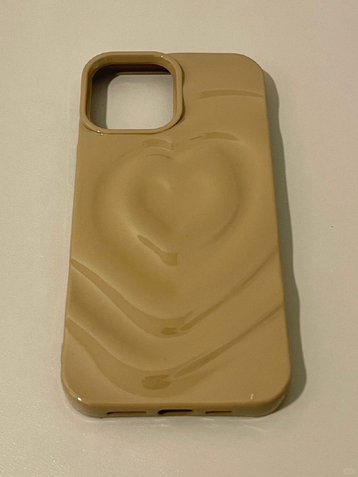 Minimalist Heart Case